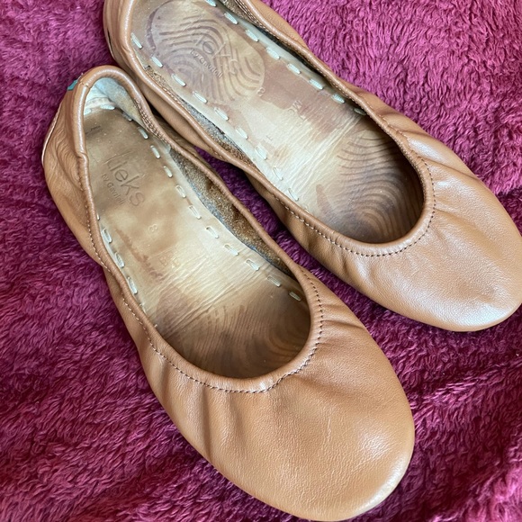 Tieks size 8 - Picture 2 of 8